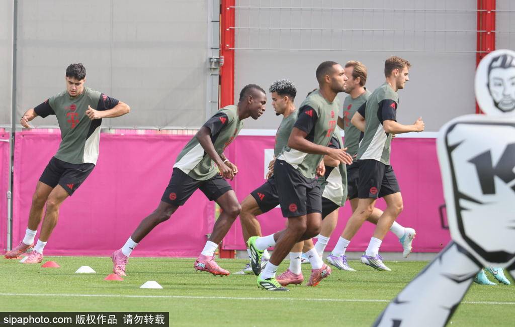 强援!迪亚斯本赛季场均评分8.17,五大联赛仅次于凯恩、姆巴佩 强援!迪亚斯本赛季场均评分8.17,五大联赛仅次于凯恩、姆巴佩
