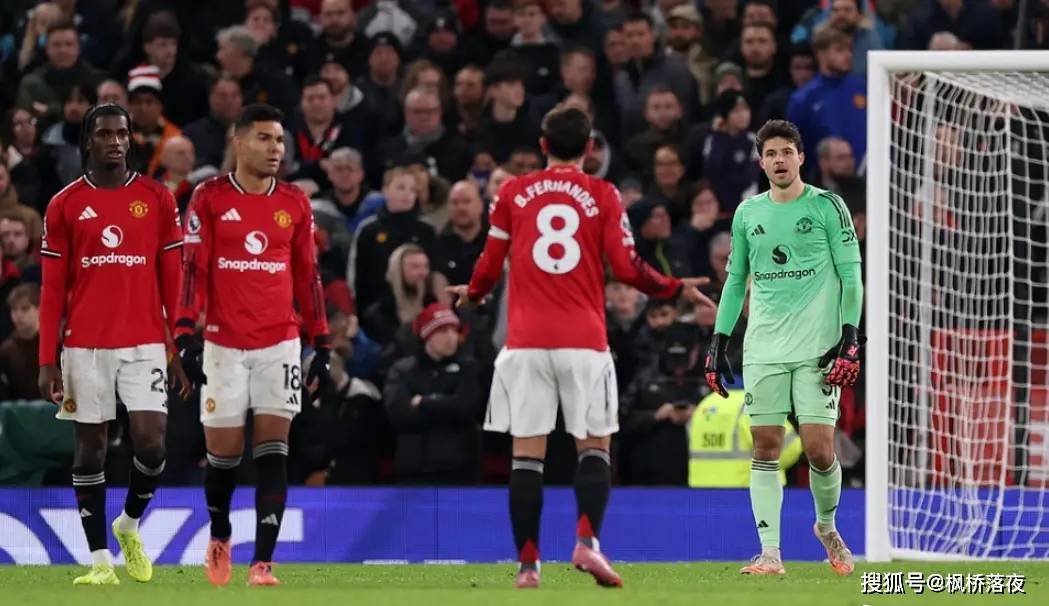 4-4惊魂！2.3亿豪阵难掩曼联4大顽疾，阿莫林的战术革命走向末路？