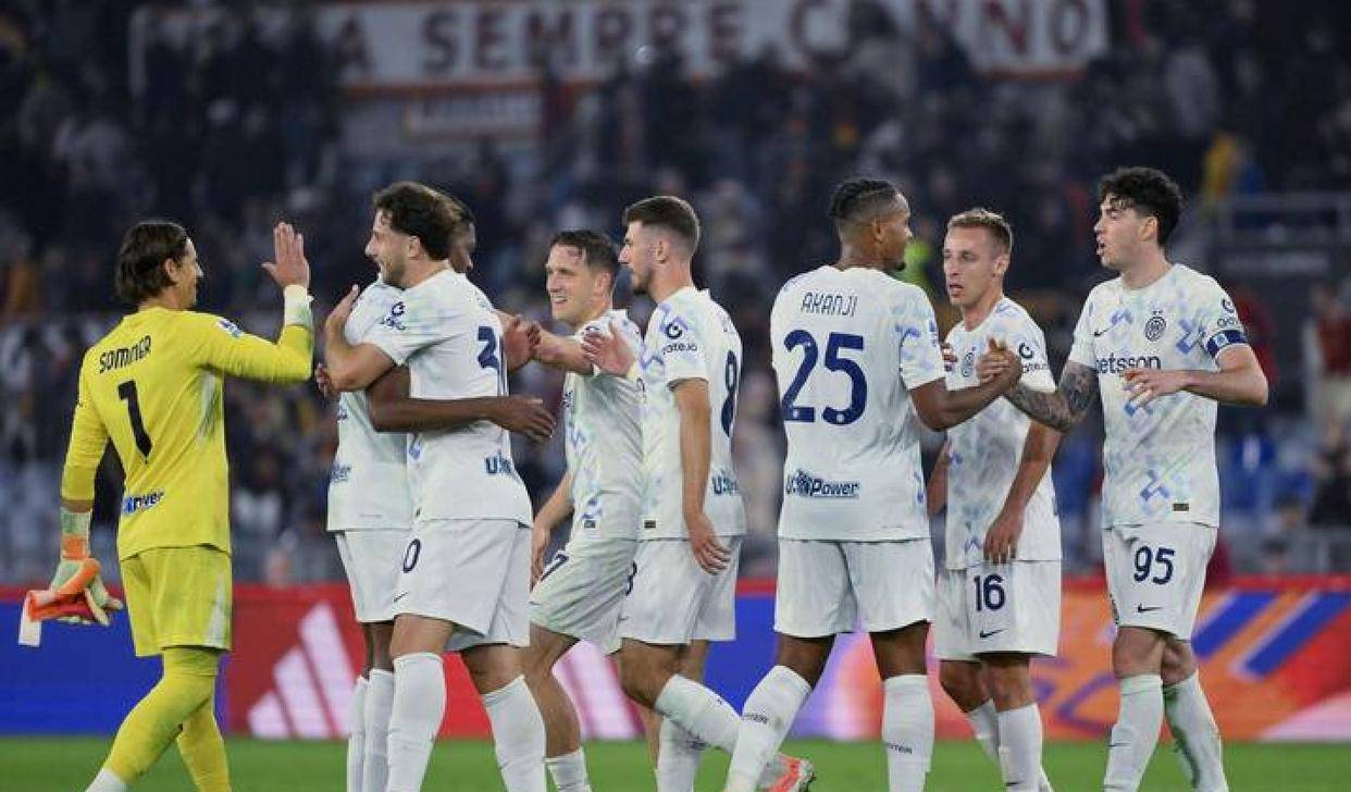 罗马内忧外患难保留曼奇尼国米引进大牌防线核心的可能性逐渐增加